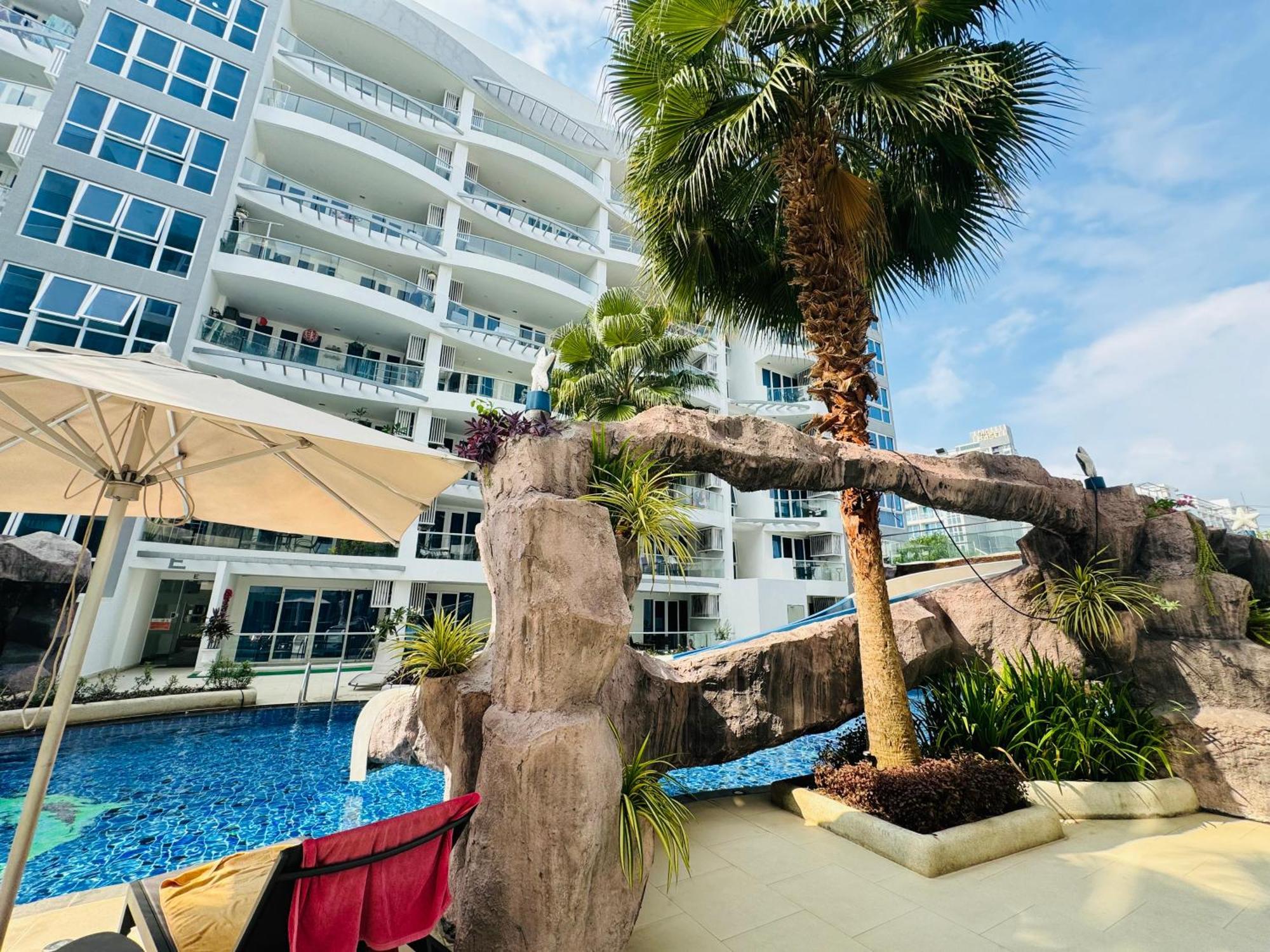 Ferienwohnung Grand Avenue Conde Pattaya Exterior foto