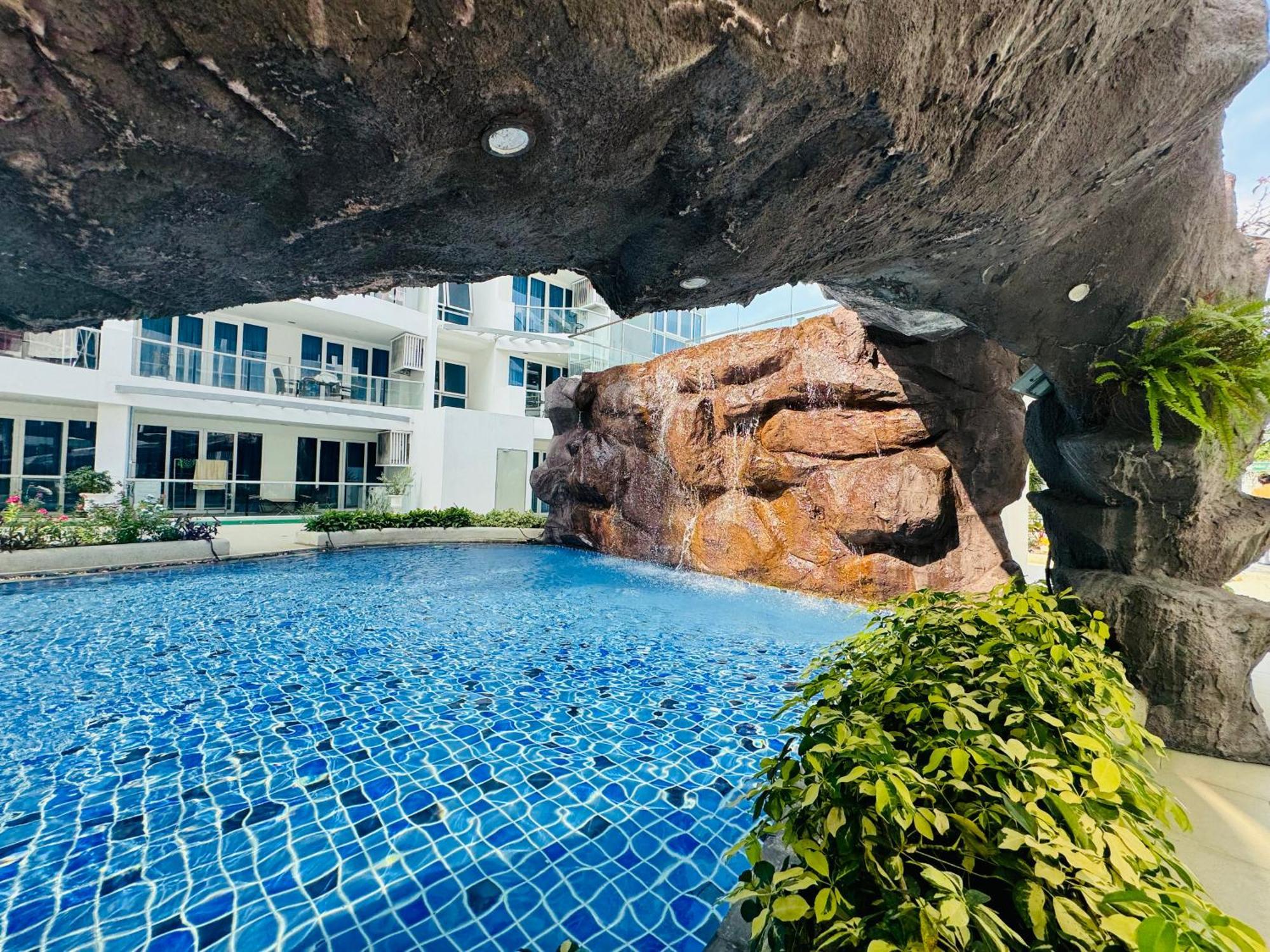 Ferienwohnung Grand Avenue Conde Pattaya Exterior foto
